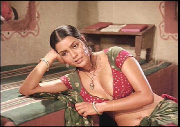 Uttar Pradesh Ki Sexy - Veteran actress Zeenat Aman getting porn messages on WhatsApp ...
