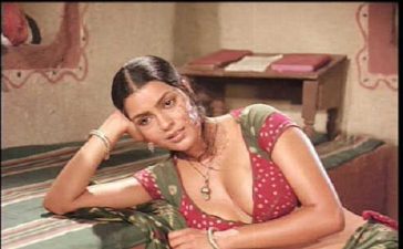 Zeenat Aman, Mumbai-based businessman, rape complaint, yesteryears actress, Bollywood news, Entertainment news