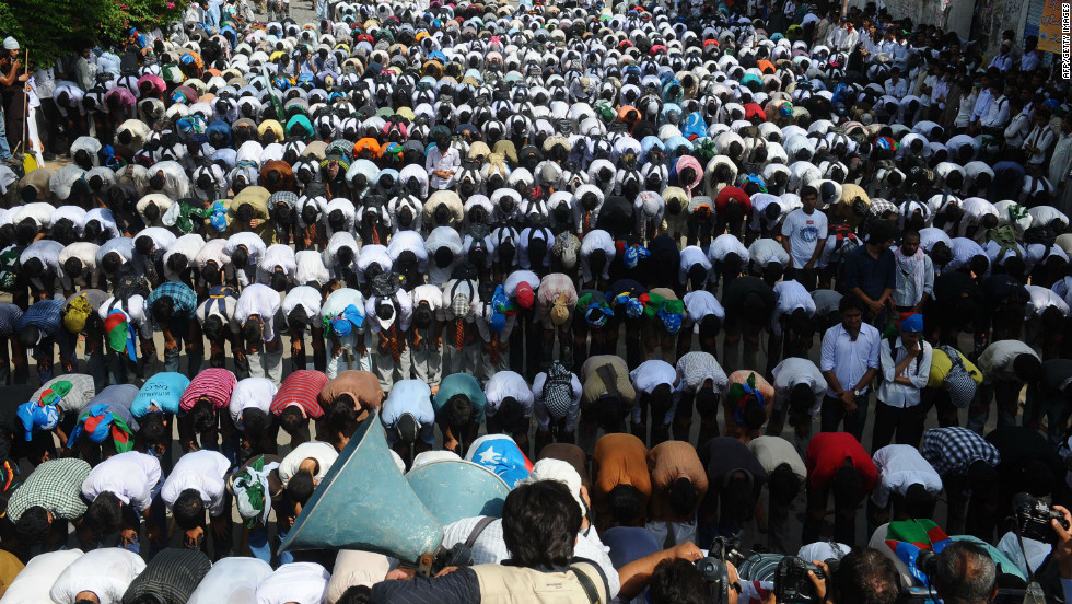 Why Do The Shia Pray At Three Times While Sunni Pray At Five