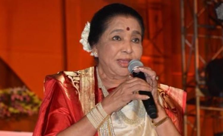 Asha Bhosle, Durga Puja, Bengali Durga Puja, Bengali Puja, Veteran Singer, Bengali song, Bollywood news, Entertainment news