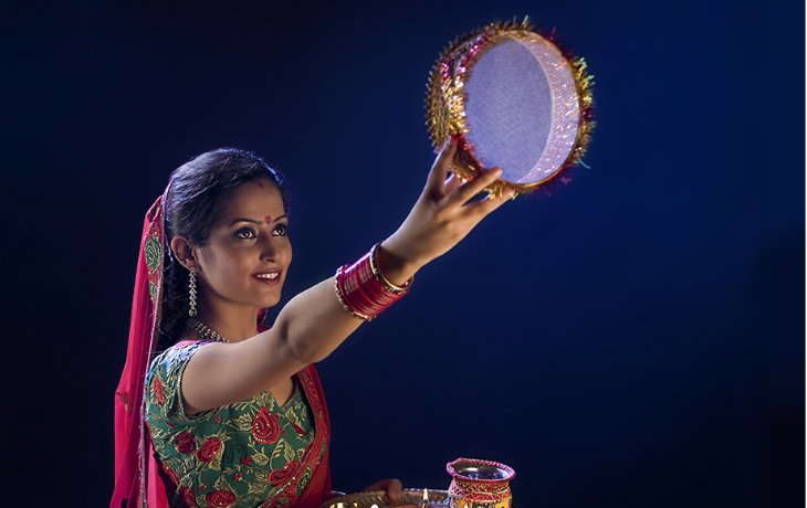 Young Lady Taking Selfie Before Karwa Chauth Puja Stock Video | Knot9