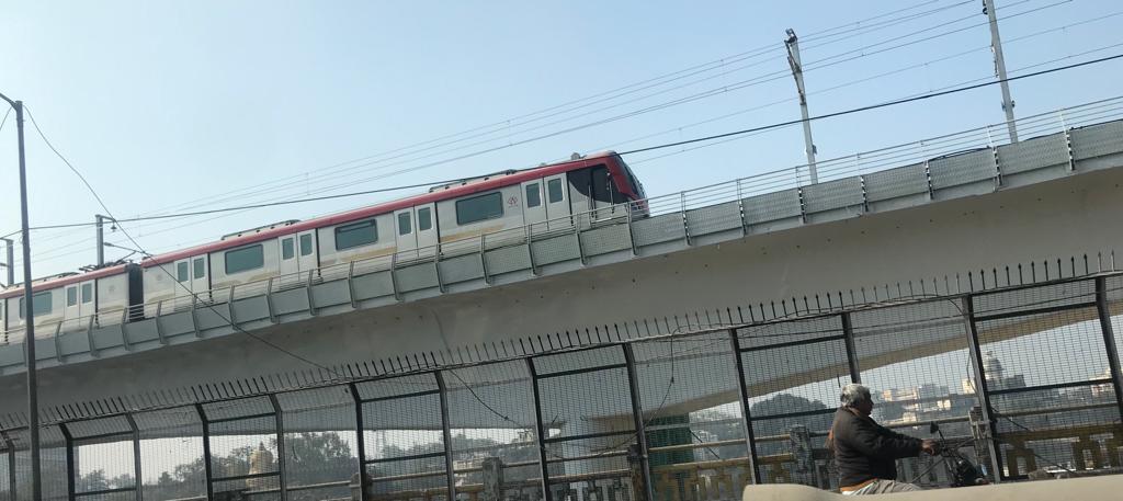 Lucknow Metro, Lucknow Metro Rail Corporation, LMRC, Load testing of Metro Trains, LMRC Trains, Chowdhary Charan Singh International Airport, Munshipulia, Lucknow news, Uttar Pradesh news, Regional news