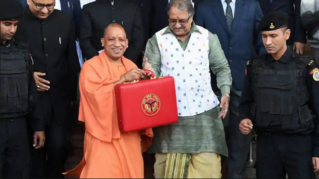 Yogi Adityanath, Rajesh Agarwal, Budget, Uttar Pradesh Finance Minister, Uttar Pradesh government, UP government, Uttar Pradesh, Politics news