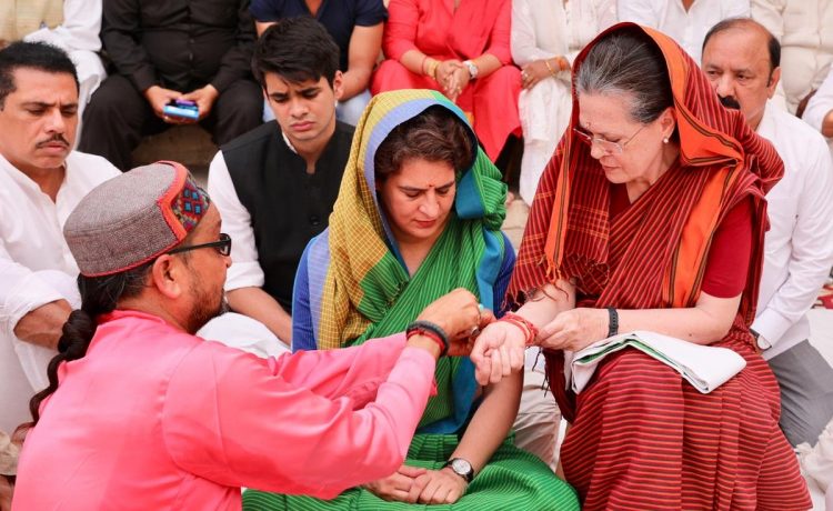 Sonia Gandhi, Rahul Gandhi, Narendra Modi, Congress President, Congress leader, UPA Chairperson, Lok Sabha polls, Lok Sabha elections, Rae Bareli, Uttar Pradesh, Regional news, Politics news