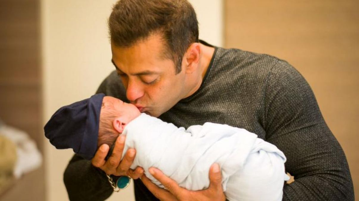 Salman Khan, Shahrukh Khan, Amir Khan, Karan Johar, Tushar Kapoor, Ekta Kapoor, Salman Wedding, Salam planning Surrogacy, Salman planning fatherhood, Salman planning surrogacy, Bollywood news, Entertainment news